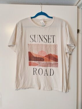 H&M Beige Sunset Road Graphic T Shirt Size XL